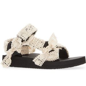 NWT Arizona Love kids trekky lace sandal